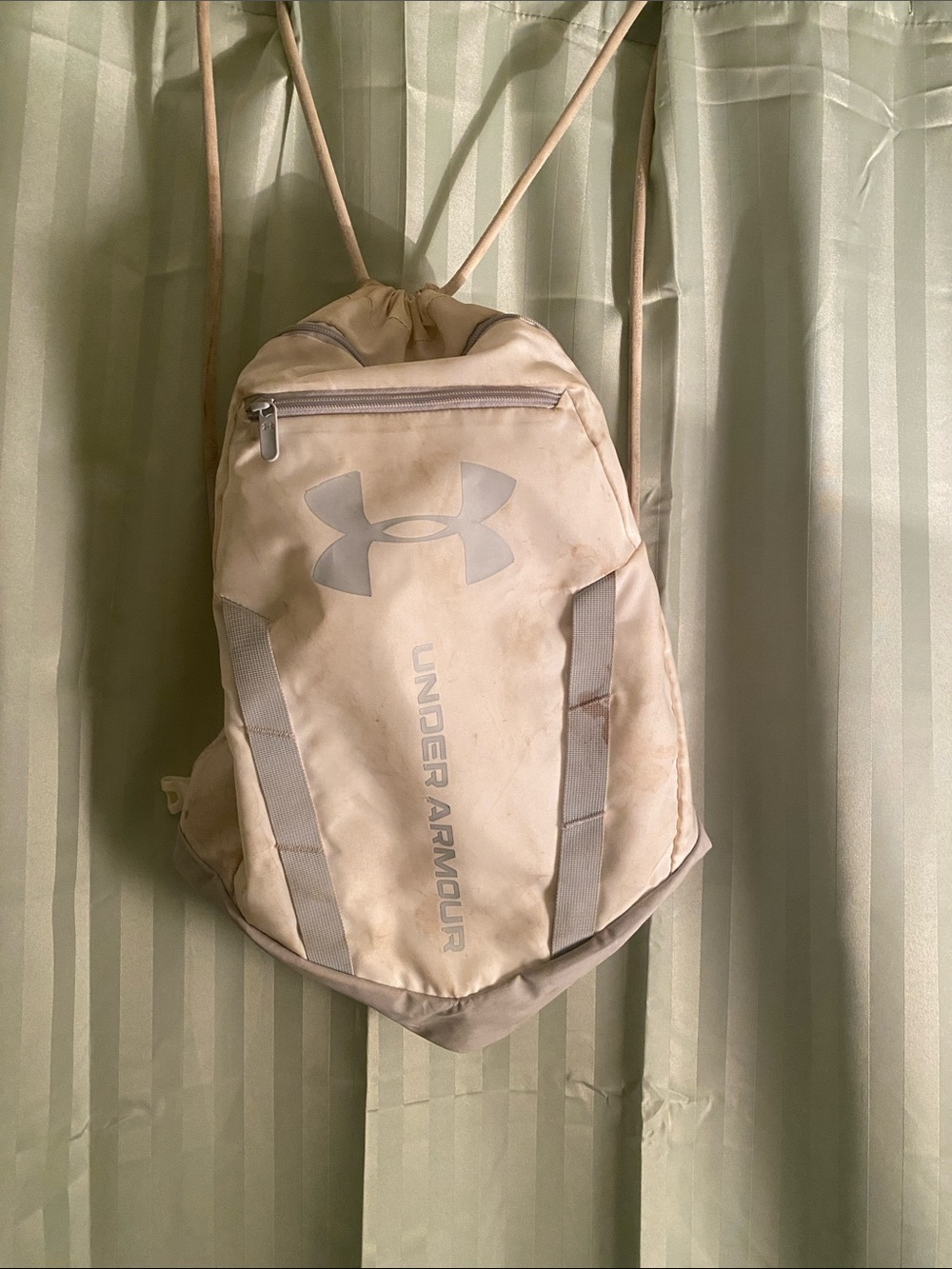Under Armour Cream Drawstring Backpack with Front Zip Pocket